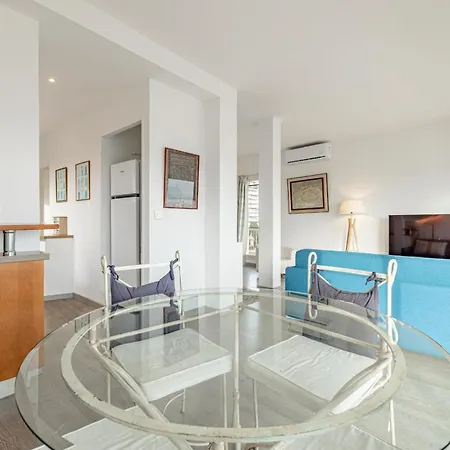 72 Mar - Stunning 2-bedroom Rooftop With Sea View - Parking Апартаменты *